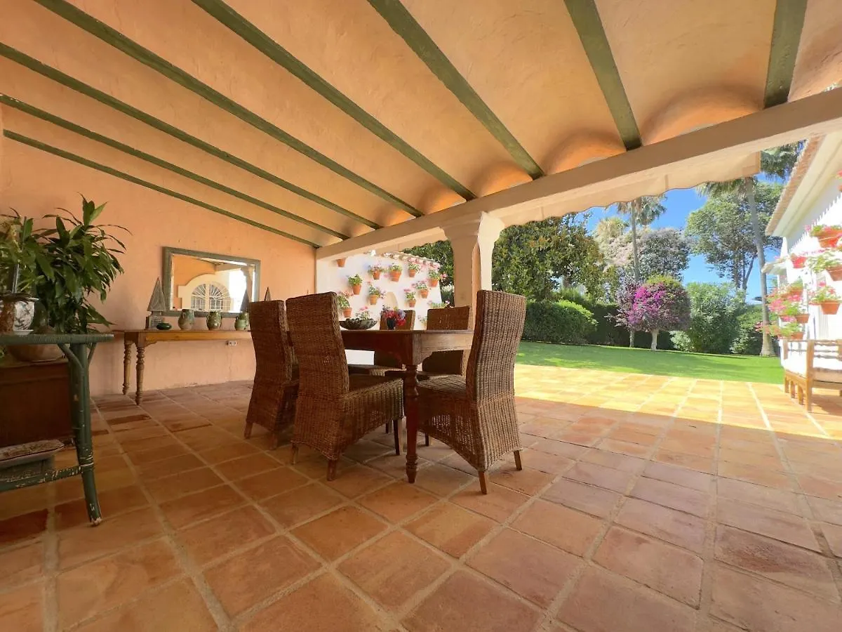 El Almendral Premium Villa Marbella Hill Club 0*,