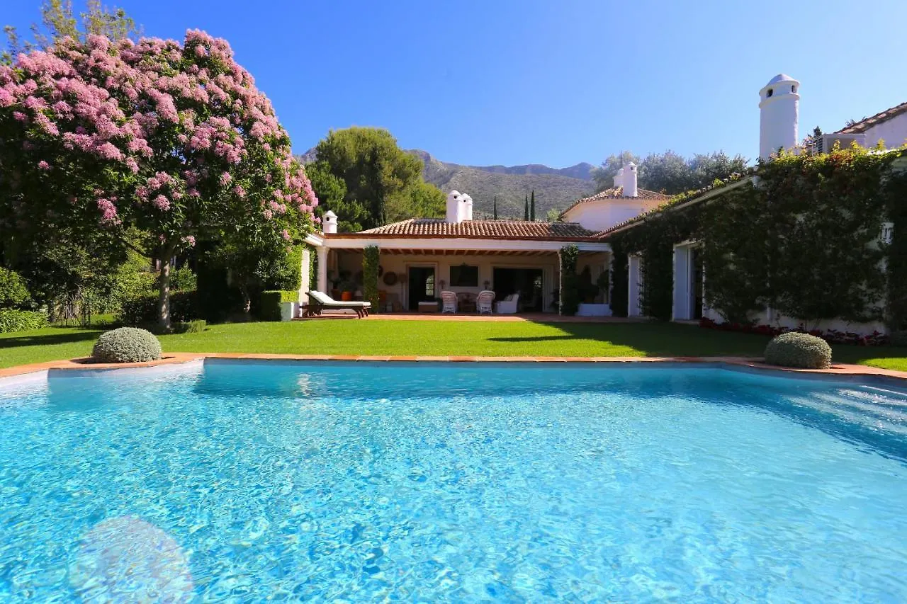 El Almendral Premium Villa Marbella Hill Club