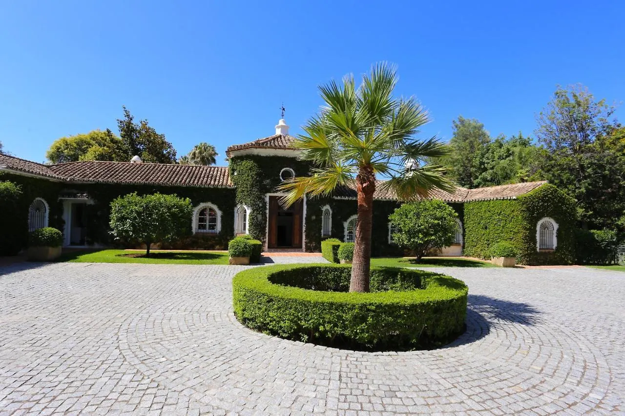 El Almendral Premium Villa Marbella Hill Club